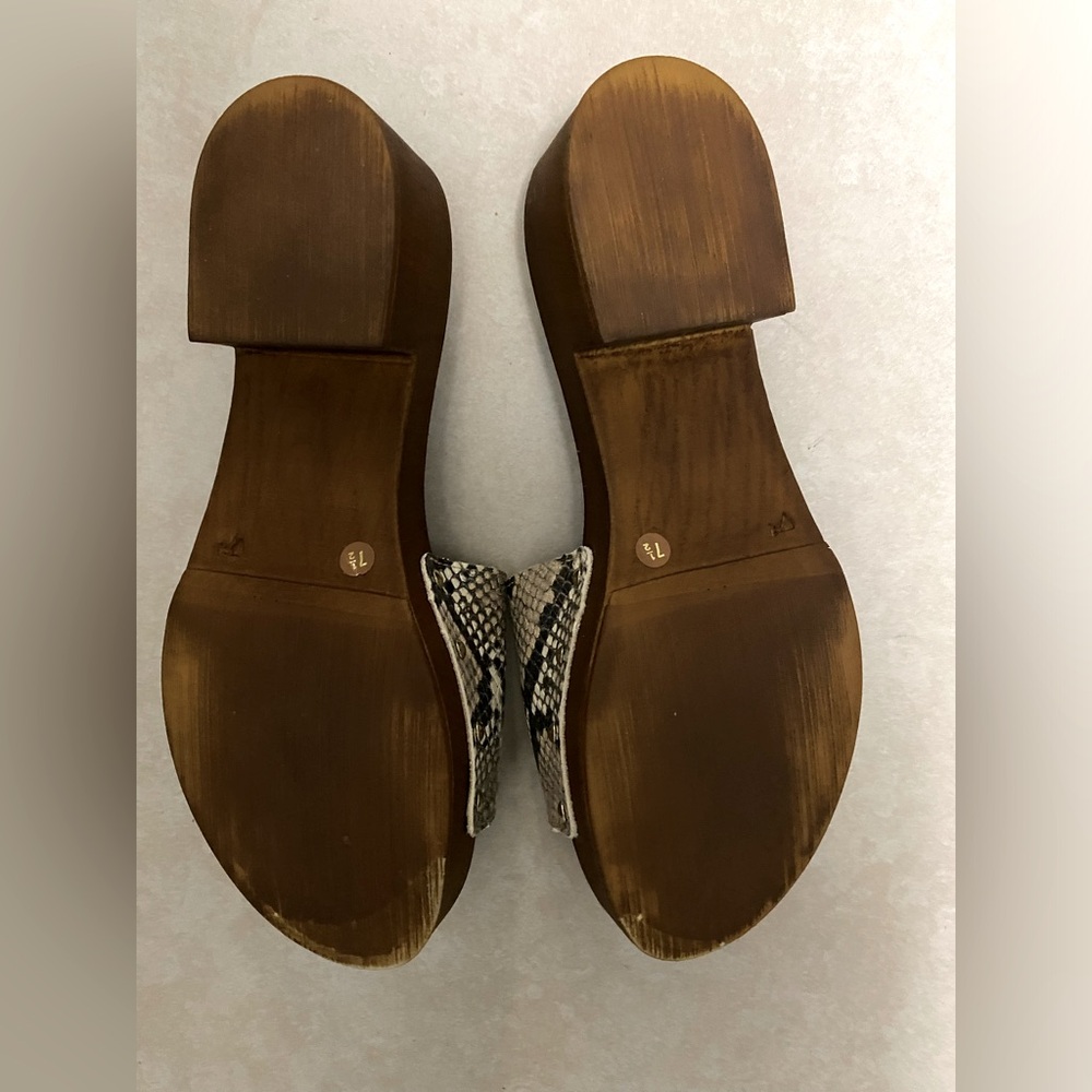 Seychelles Women's Good
Spirits Heeled Sandal - Picture 5 of 5